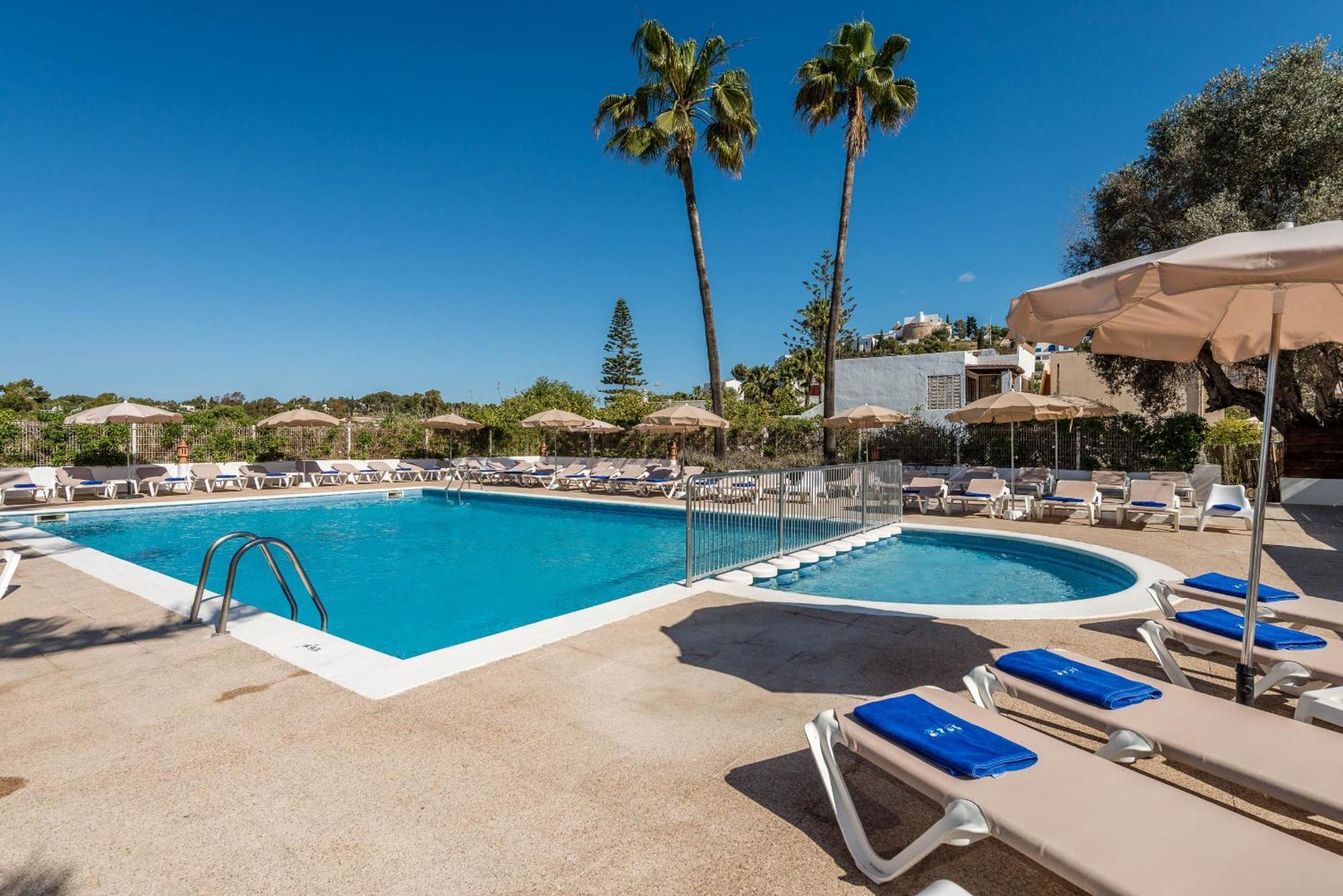 Pierre & Vacances Ros Ibiza Santa Eularia des Riu Eksteriør billede