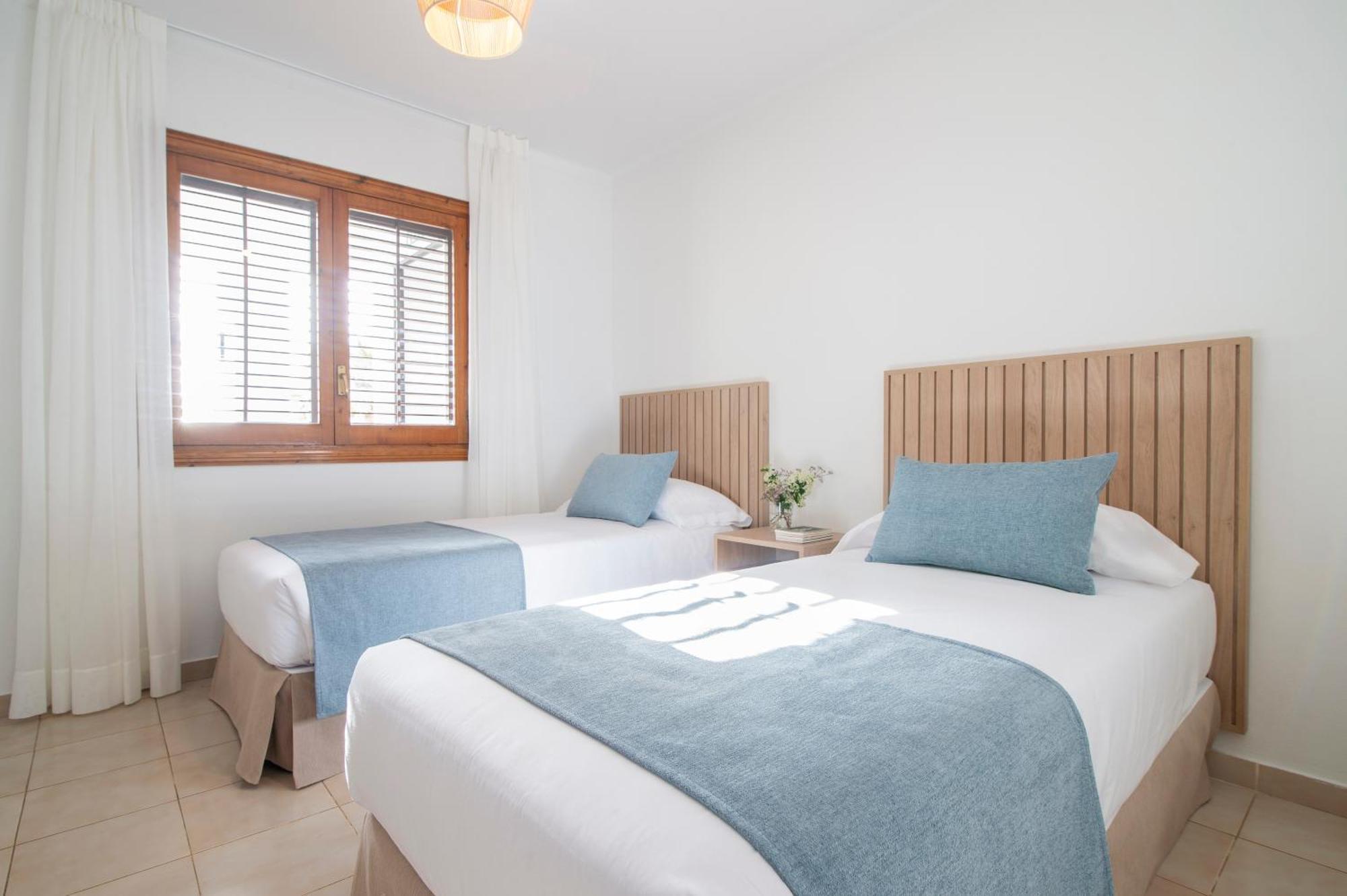Pierre & Vacances Ros Ibiza Santa Eularia des Riu Eksteriør billede