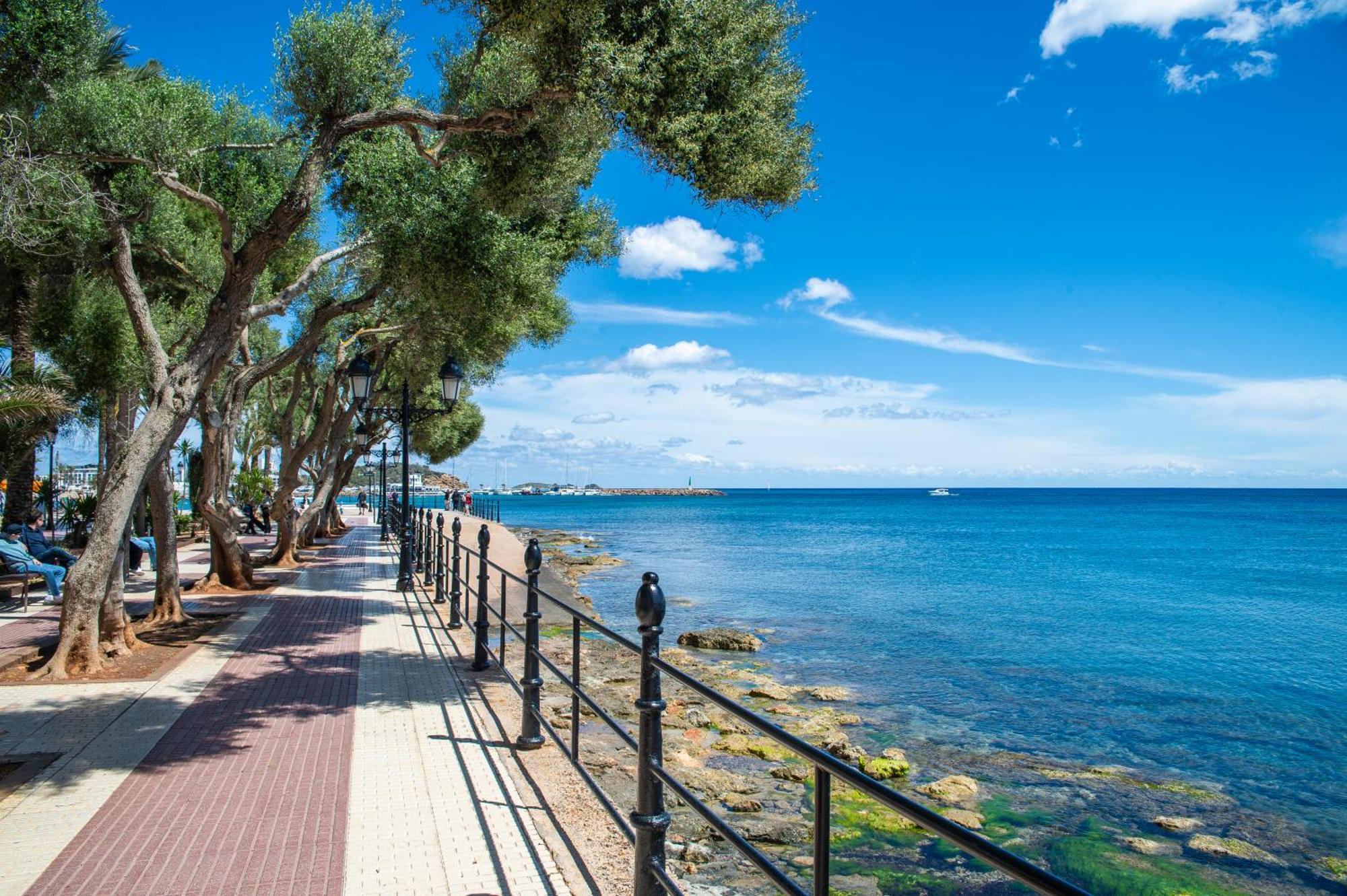 Pierre & Vacances Ros Ibiza Santa Eularia des Riu Eksteriør billede
