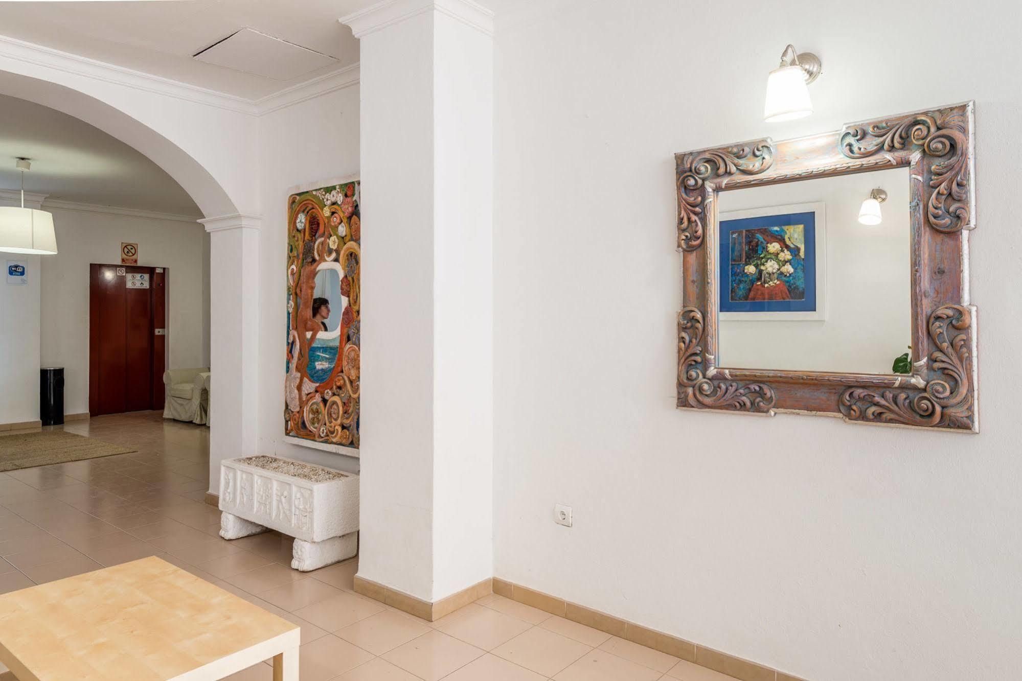 Pierre & Vacances Ros Ibiza Santa Eularia des Riu Eksteriør billede