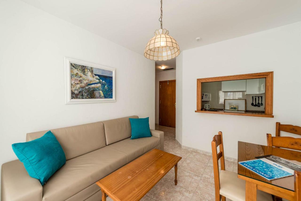 Pierre & Vacances Ros Ibiza Santa Eularia des Riu Eksteriør billede
